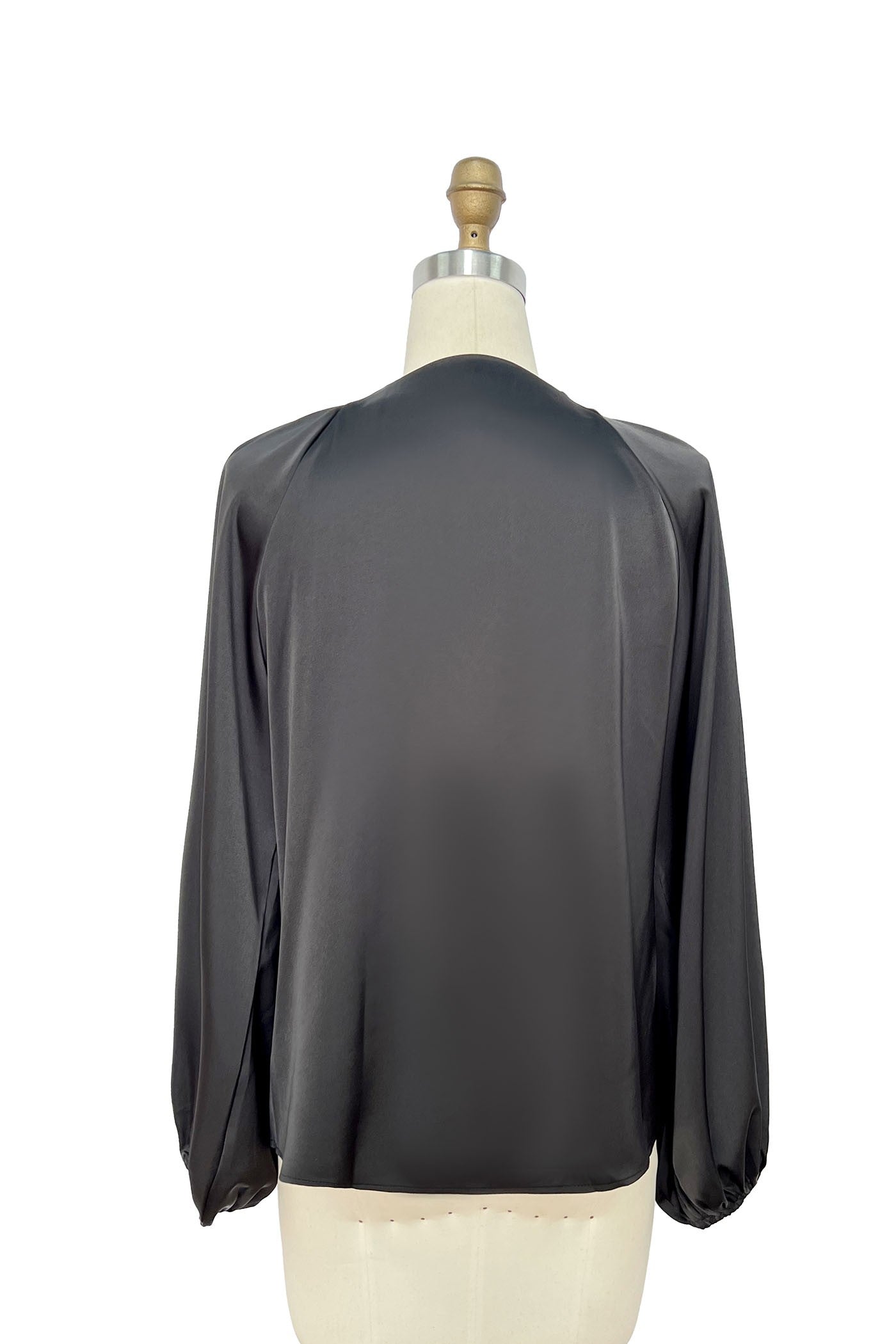 Loose Fit V-neck Pleating Blouse