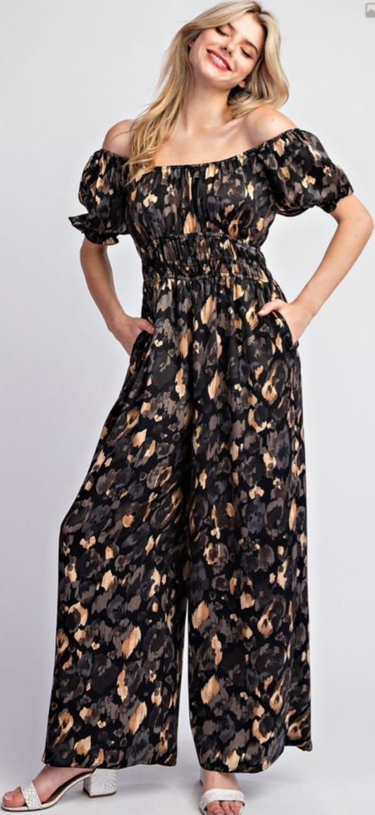 Jumpsuit Digital print negro. Puff sleeve