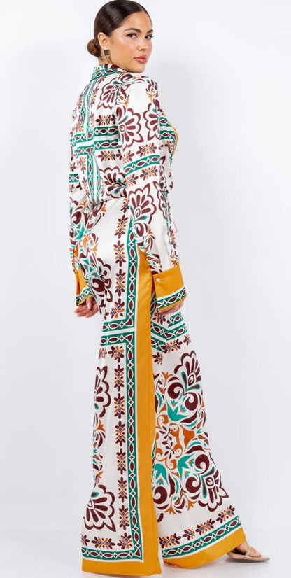 Contrast waist tailored pants with V-Neck Vest top