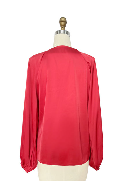 Loose Fit V-neck Pleating Blouse
