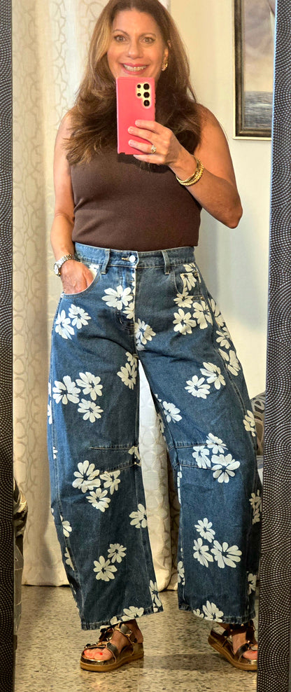 Floral Printed Barrel Jeans